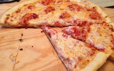 Easy Skillet Cheese Pizza