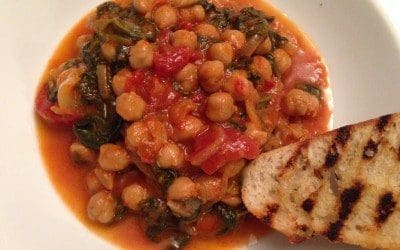 Quick Chickpea and Spinach Stew (or Making a Blender Murderer)