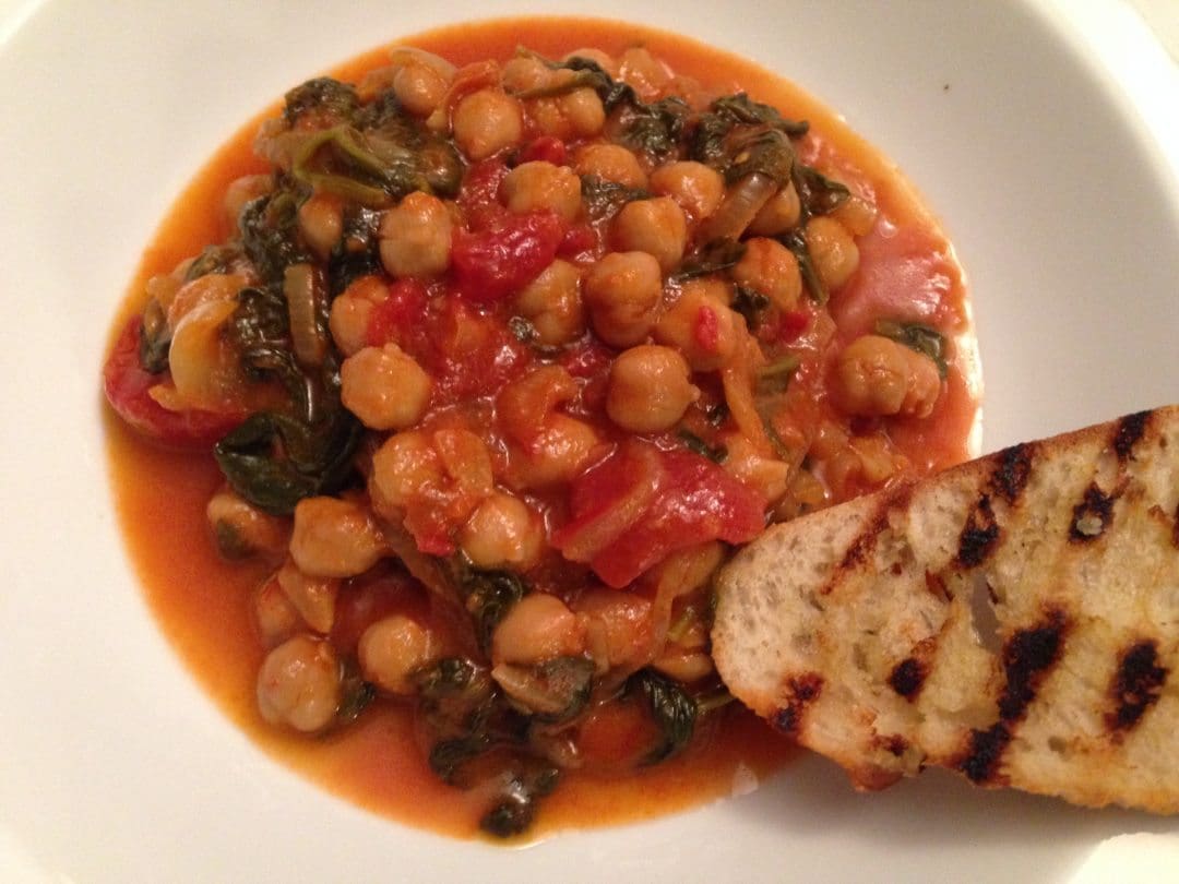 Quick Chickpea and Spinach Stew (or Making a Blender Murderer)